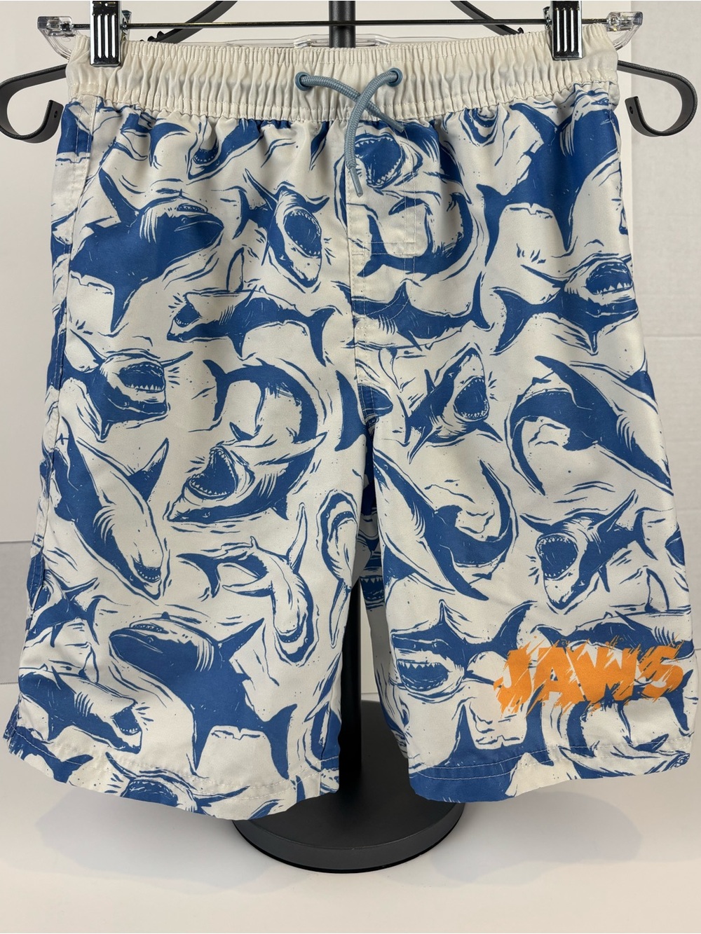 Boys JAWS Movie Graphic Swim Trunks Ivory Blue Shark Lined Board Shorts Size L